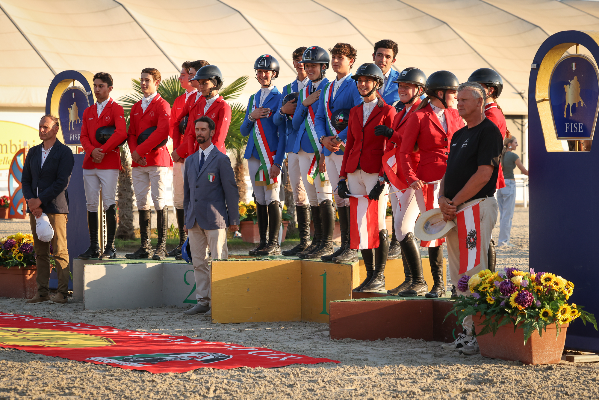 FEI Jumping Nations Cup Youth di Busto Arsizio: le prime medaglie a squadre 1 Cerimonia di Premiazione Young Rider CSIO Giovanile di Busto Arsizio