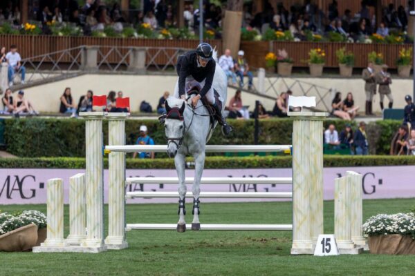 I giovani azzurri pronti a volare a Riesenbeck per i Campionati Europei di salto ostacoli