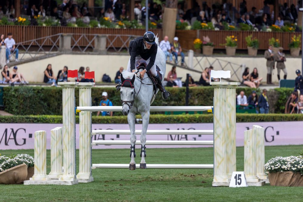 I giovani azzurri pronti a volare a Riesenbeck per i Campionati Europei di salto ostacoli. 1 I giovani azzurri pronti a volare a Riesenbeck per i Campionati Europei di salto ostacoli