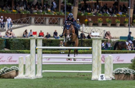 Quattro binomi, un tricolore: l’Italia si prepara alla sfida EEF Longines, semifinale di Budapest. 1 Quattro binomi, un tricolore: l’Italia si prepara alla sfida di Budapest.