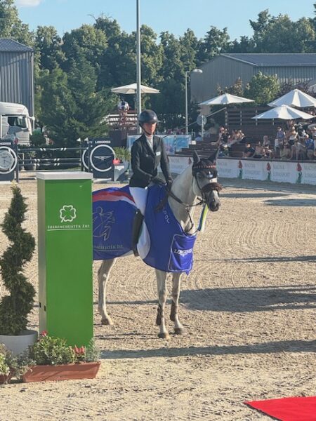 CSI3 Budapest: dopo la vittoria in Coppa delle Nazioni, il Gran Premio va alla tedesca Marie Ligges su Ballerina .