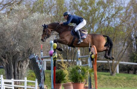 Roberto Turchetto trionfa a Thessaloniki: magia azzurra nella splendida cornice dell’Ippos Arena. 1 Turchetto in Grecia 2025