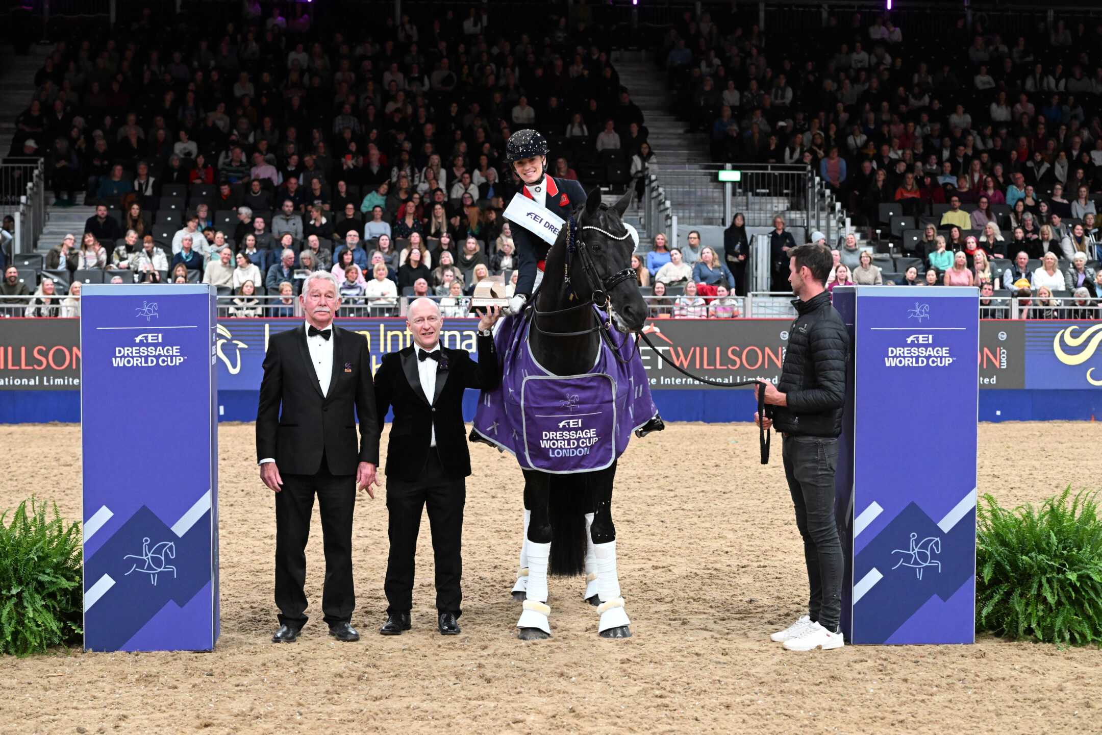Il binomio olimpico stupirà con la Masterclass di Dressage Power & Precision Lemieux al London International. 1 London International Horse Show Londra dressage