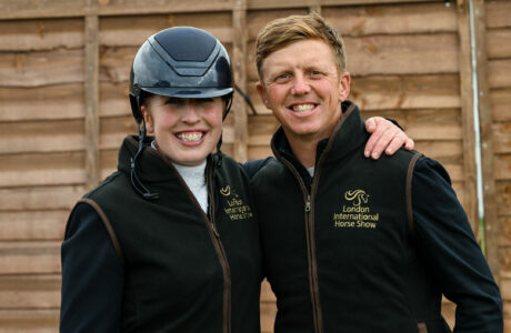 Il London International Horse Show annuncia i cavalieri per il 2025 1 Il Salone Internazionale del Cavallo di Londra annuncia i 2025 ambasciatori: Matthew Sampson e Becky Moody