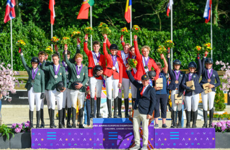 Battaglia testa a testa: Il Belgio incoronato campione europeo Young Rider di salto ostacoli - Italia nona. 1 Battaglia testa a testa: Il Belgio incoronato campione europeo Young Rider di salto ostacoli