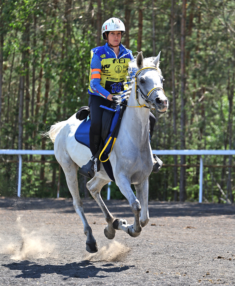 Caterina Torre ai Mondiali cavalli giovani di Endurance