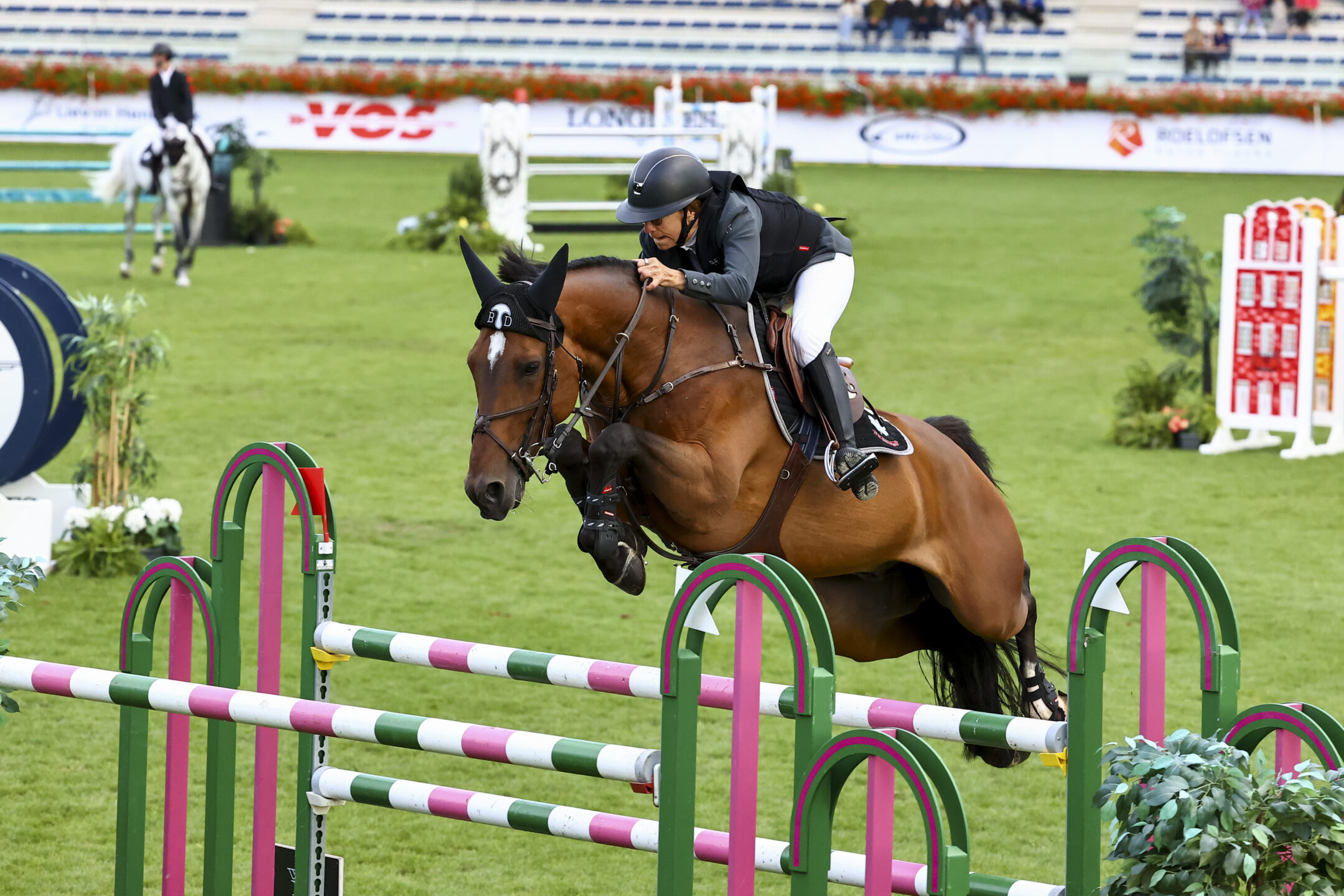 Longines Global Future Champions di Valkenswaard: la prima giornata si chiude con grandi nomi e giovani promesse 4 Kraut Laura USA CSI4 Tres Bien Z 150 20250801 LTIA LGFC 03SG2003