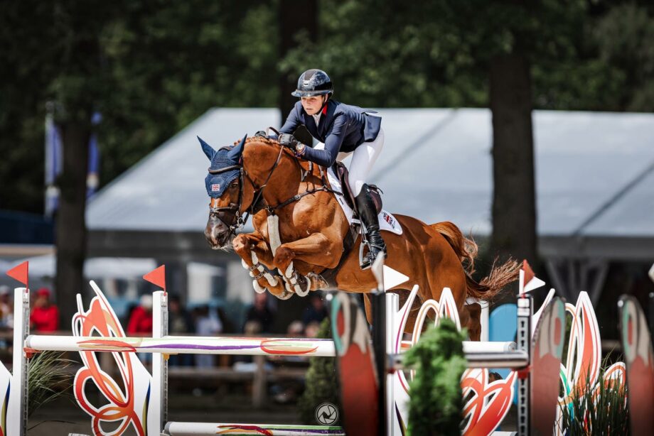 Rachel Proudley: Rompere le Barriere e Costruire Legami nel Mondo del Salto Ostacoli 2 013fe79c 9f14 479a 94c9 2a43f9312210