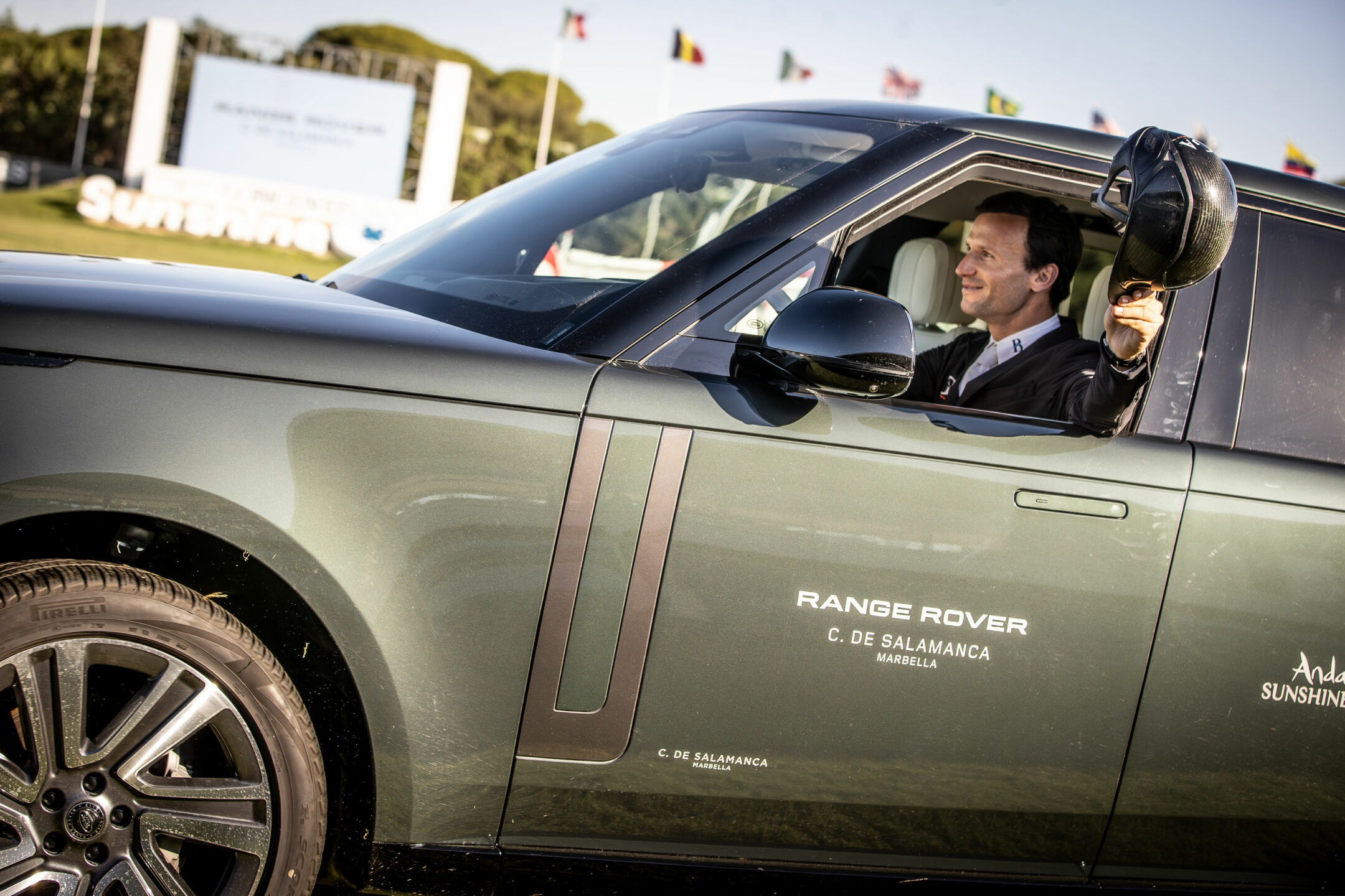 Rodrigo Giesteira Almeida and Karonia L Triumph in the Range Rover C. De Salamanca Grand Prix 1 191025OSST1 MClark 27 1 1