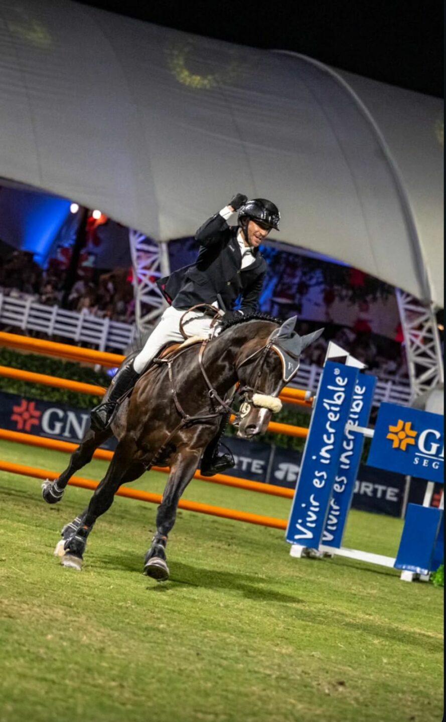 Edoardo Alain Dubois brilla nel GP CSI3* di San Miguel de Allende. 1 Edoardo Alain Dubois brilla nel GP CSI3* di San Miguel de Allende
