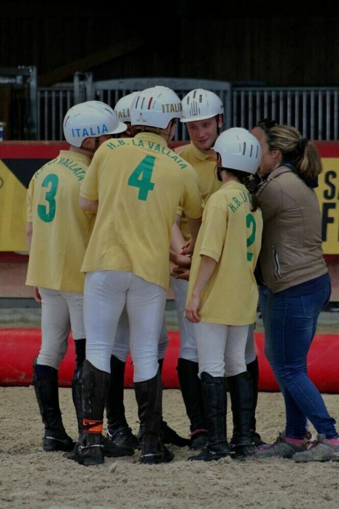 Coppa Italia di Horse-ball 2025: la parola ai capitani Luca Lanzi ed Elia Colombo 3 Elia Colombo e team Horse ball edited