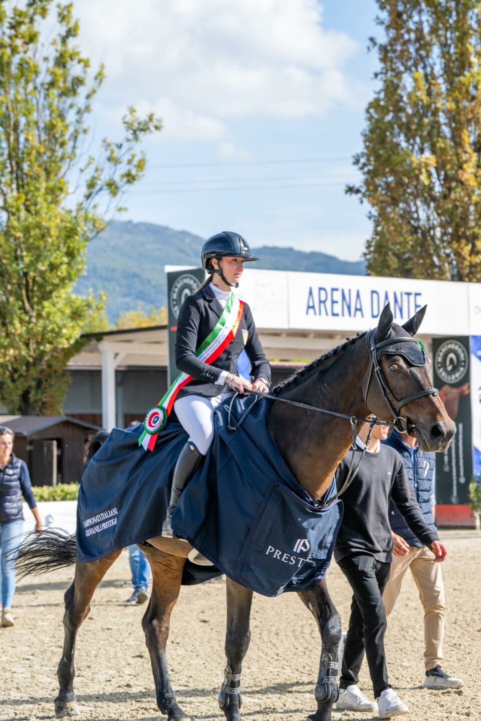 Greta Lepratti, la nuova young star del salto ostacoli italiano 2 Greta-Lepratti-e-Mercy-Vant-Ruytershof-Arezzo-2025-Italiani-giovanili