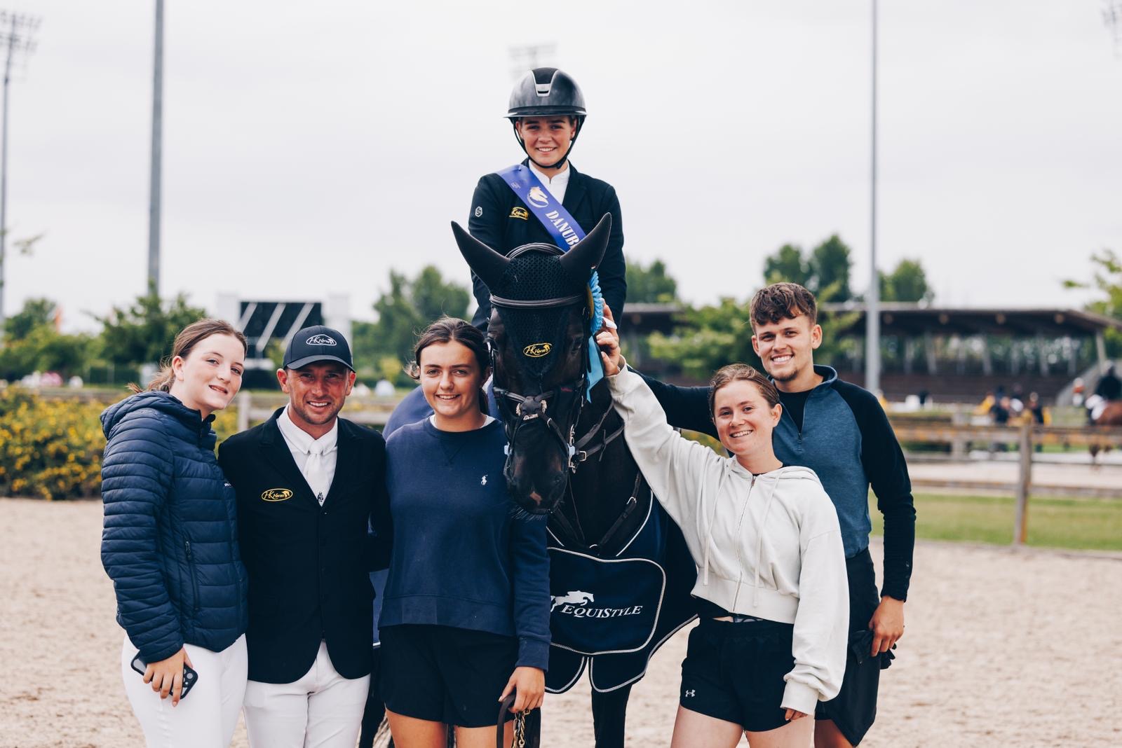 Rachel Proudley: Breaking Barriers and Building Bonds in the World of Showjumping 2 bf9760e0 4d07 46e5 8a1a 68220eaedaaa