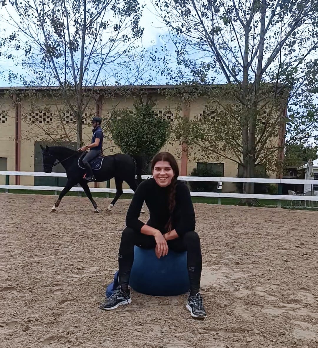 Preparazione fisica equestre: coordinazione oculo-manuale e autonomia motoria per la precisione del gesto in sella 1 ed2752ea 453c 4d34 9da3 464fe169b353