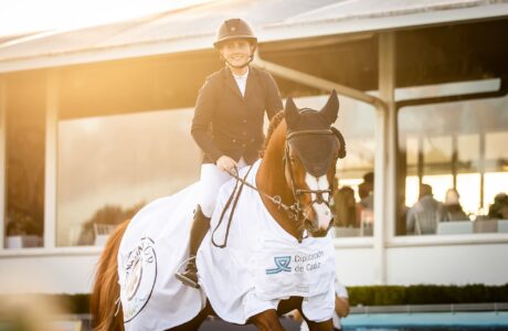 Jodie Hall McAteer vince il Gran Premio del CSIO3* di Vejer de la Frontera. Settima Antonia Vita Pinardi 1 img 8452