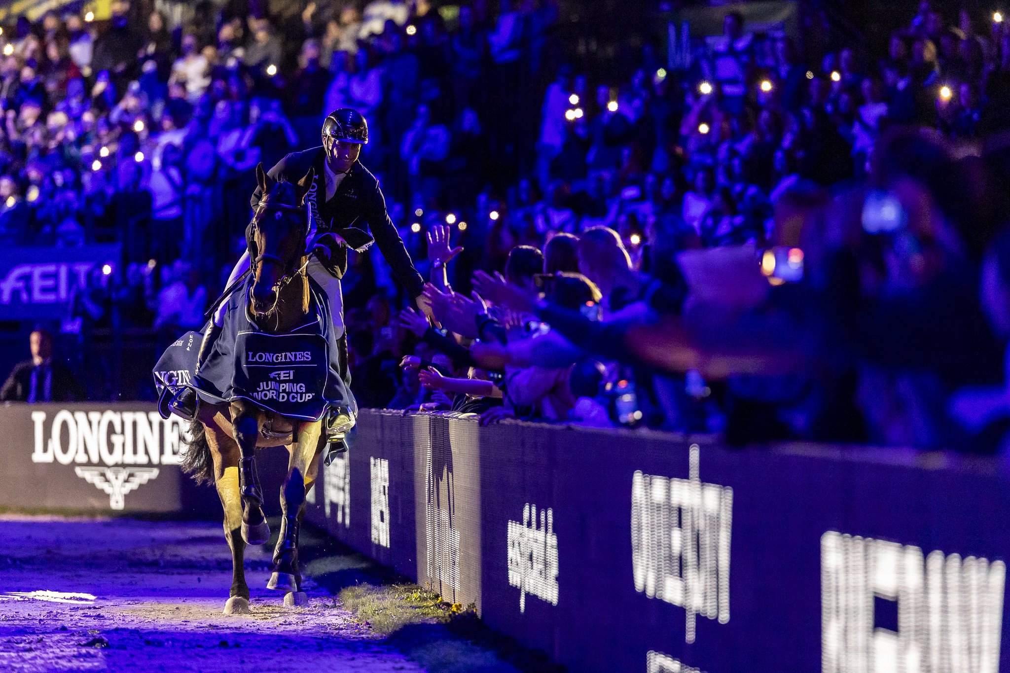 Richard Vogel (GER) rides on United Touch S