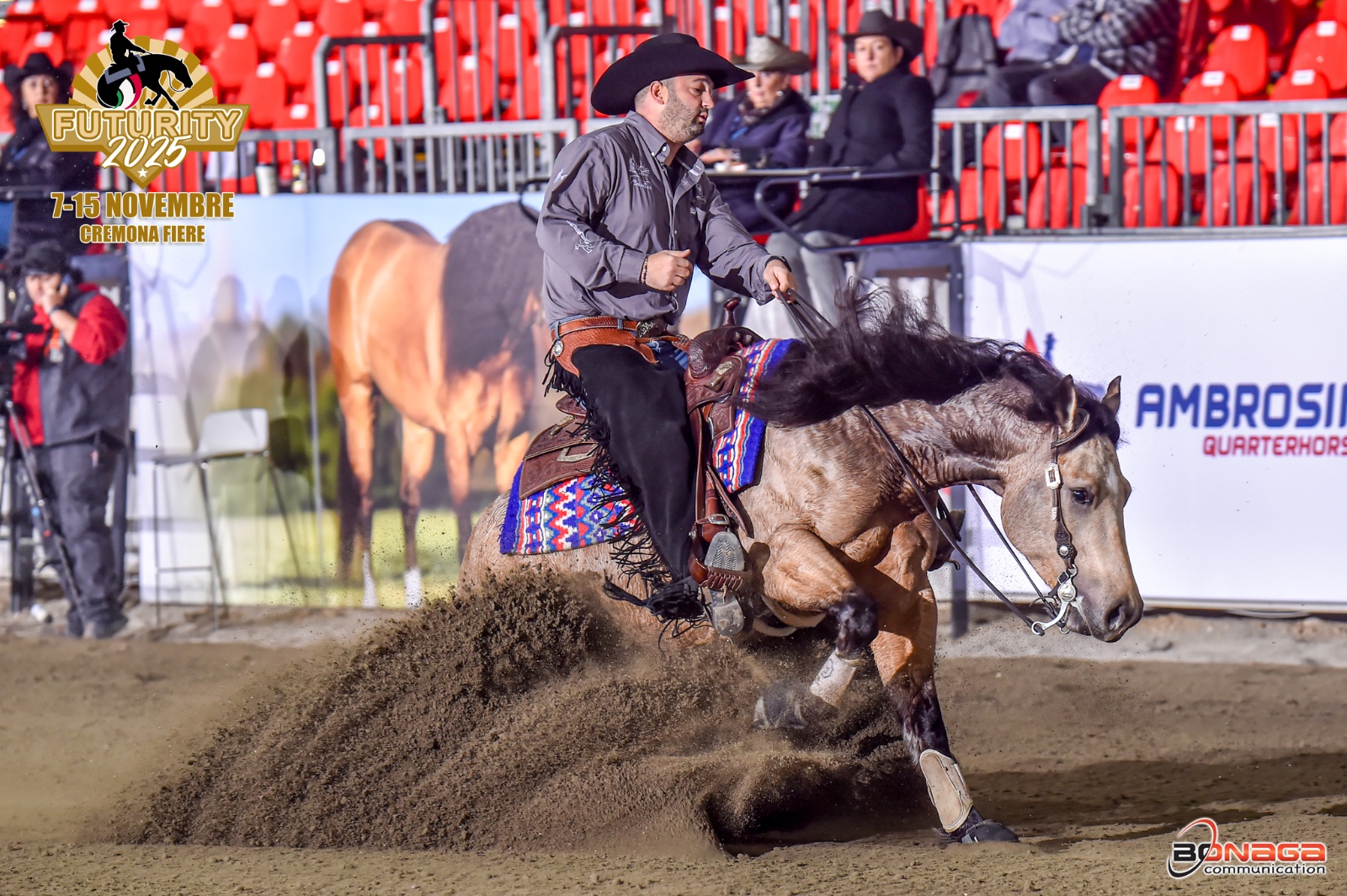 Luca Piccolo dal Futurity di Cremona al prossimo Derby Italiano: una vita dedicata al Reining 2 Luca Piccolo e Fc millenium voodoo proprietario Daniela luckas & Vincenzo Caracciolo