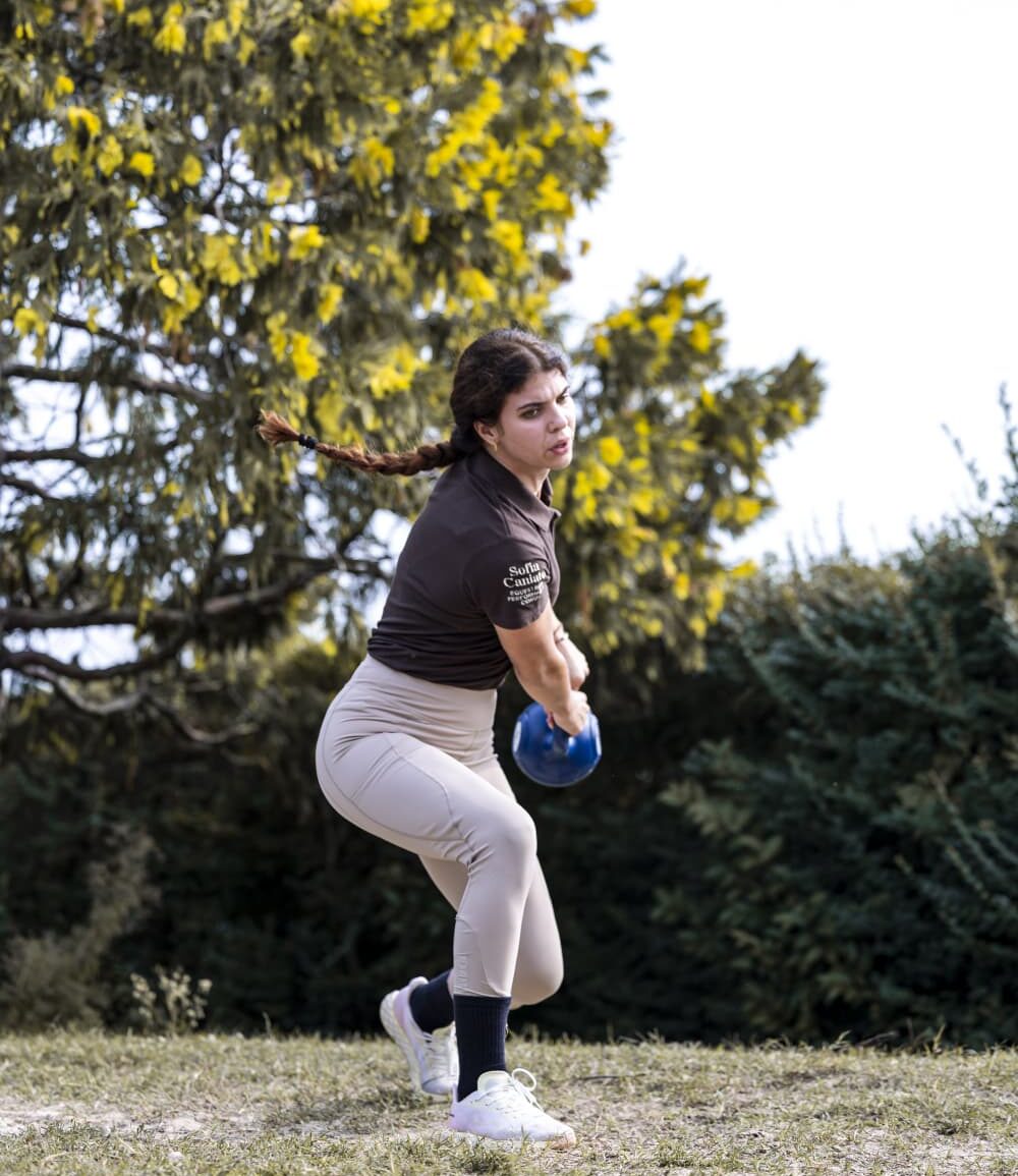 Preparazione fisica del cavaliere: stabilità del bacino e controllo del baricentro nelle tre andature 3 Sofia Caniato Performance Coach 1 e1765110547960