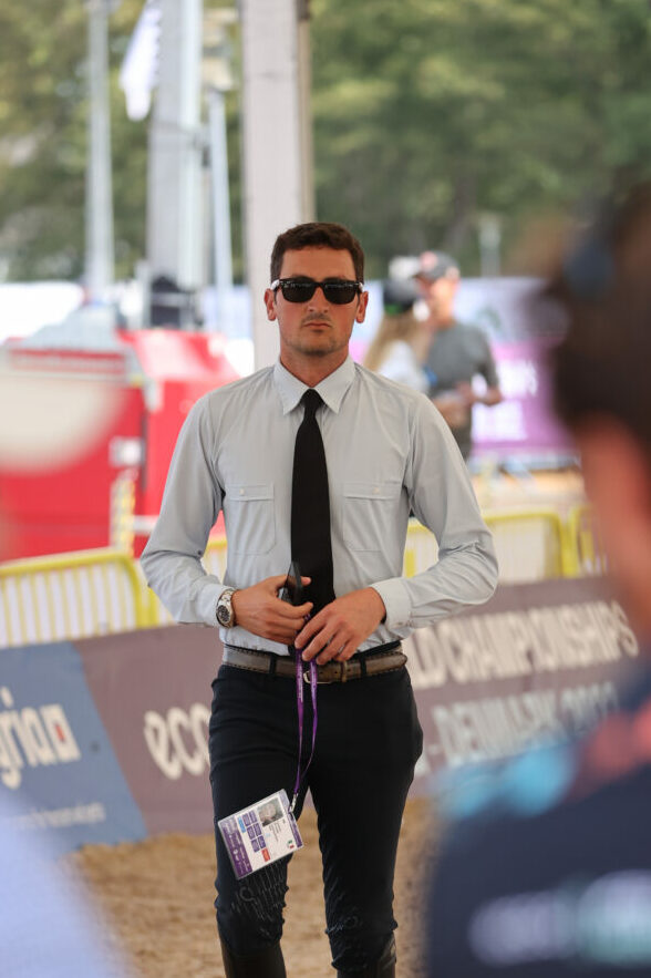 Lorenzo de Luca secondo nel Gran Premio CSI3* di Oliva Nova vinto da Victor Bettendorf 2 DeLuca F One USA HerningWC2022 SS3 4171 edited