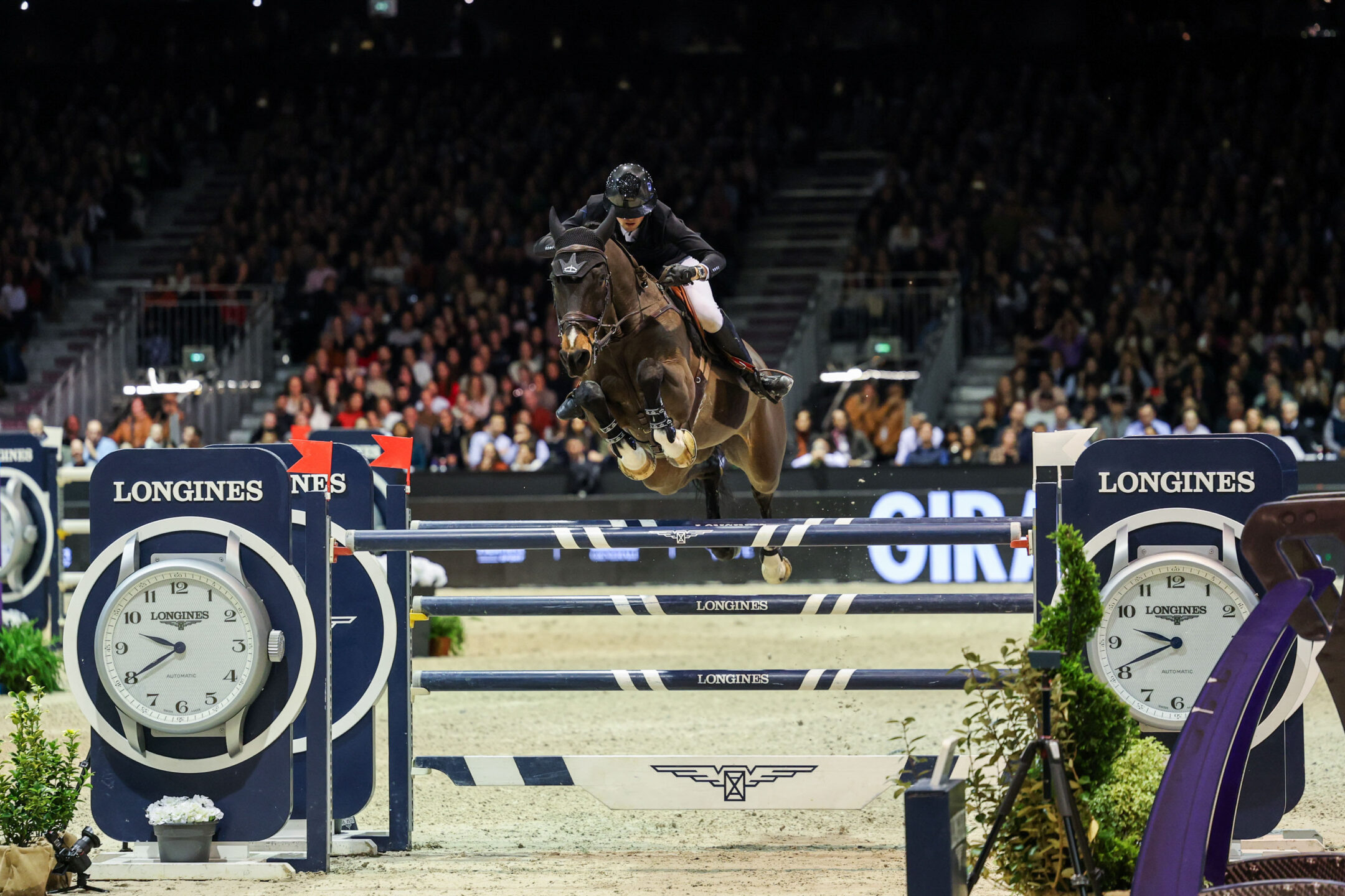 Martin Fuchs al Jumping International de Bordeaux (c) EVS