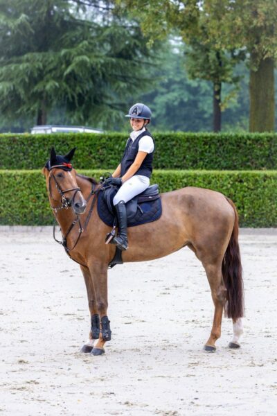 a7642a72 377a 41ad bf48 78c1e09de637