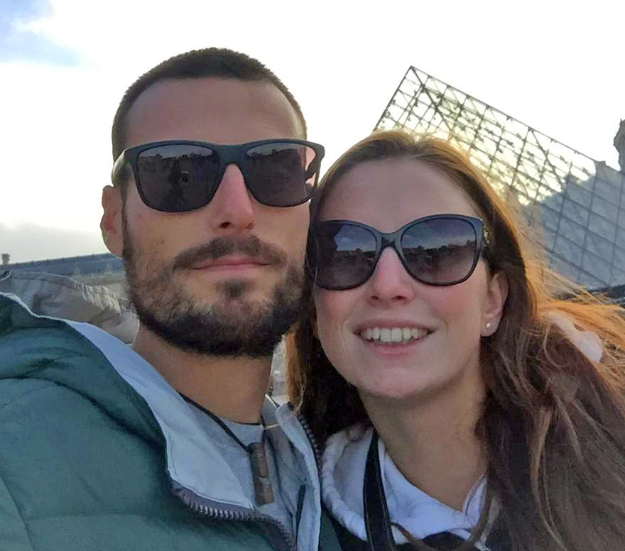 Dietro ogni cavallo ci sono famiglie che ci credono, Buona Pasqua dal Centro Ippico Adelasia.