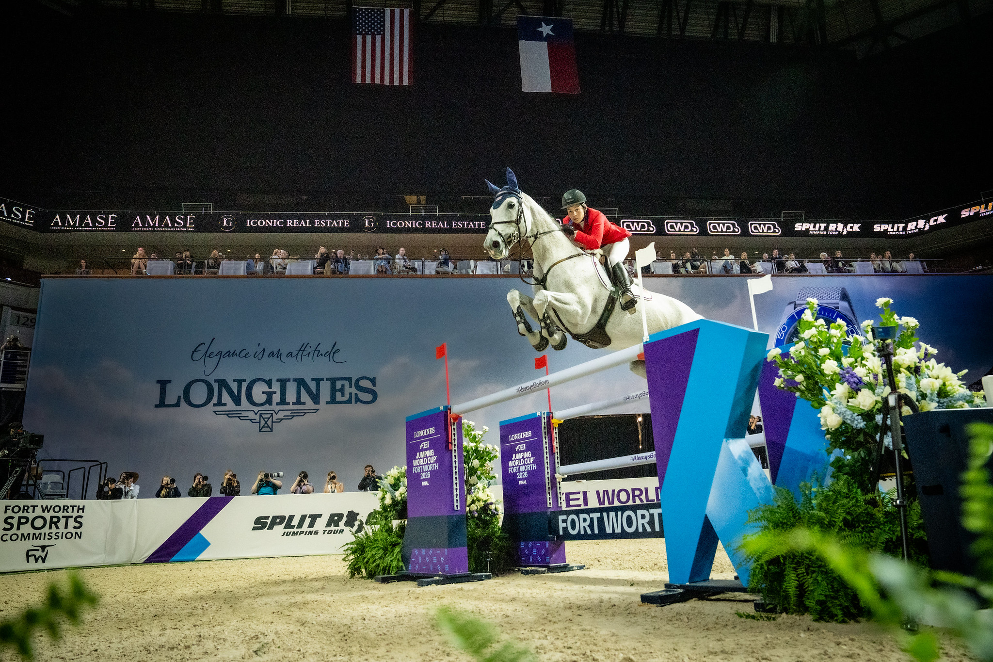 Katie Dinan in sella a Out of the Blue SCF