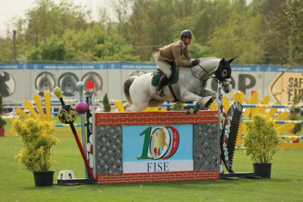 Lorenzo Corredduin sella a Dalakani Chardonnet