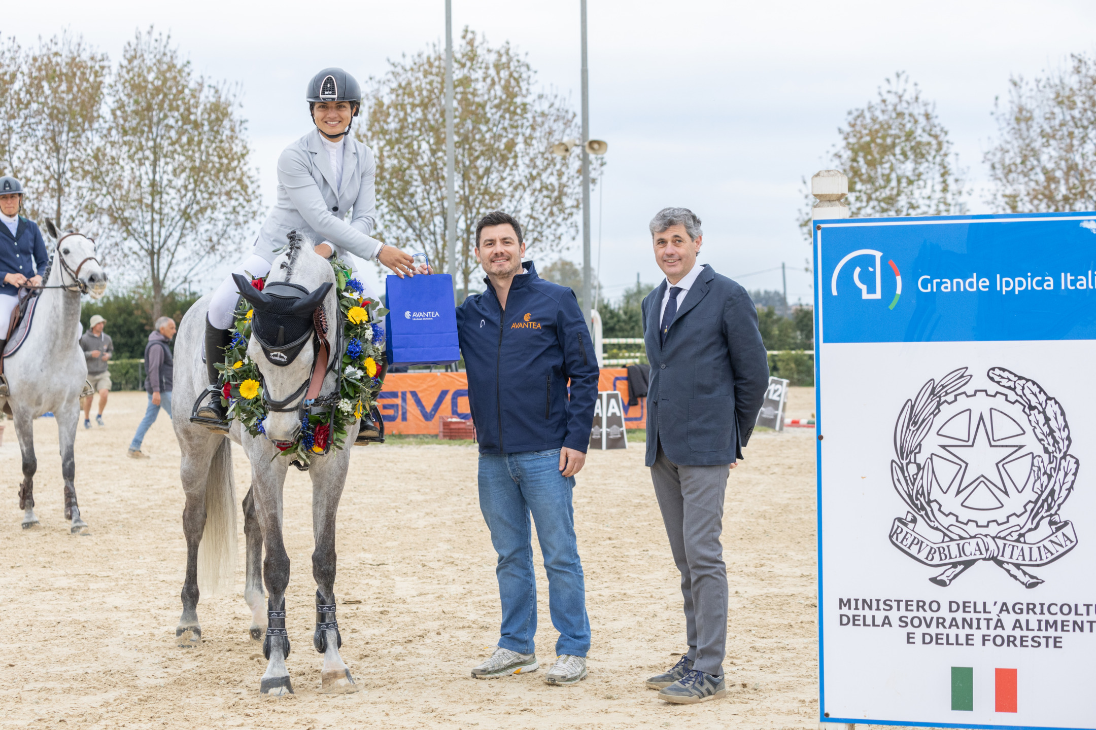 Circuito Avantea FISE Cavalli Giovani: l'ultimo giorno di gare all'Hermada Equestrian Centre di Terracina 4 Simona Mazzullo 7 anni Gran Premio FISE Avantea