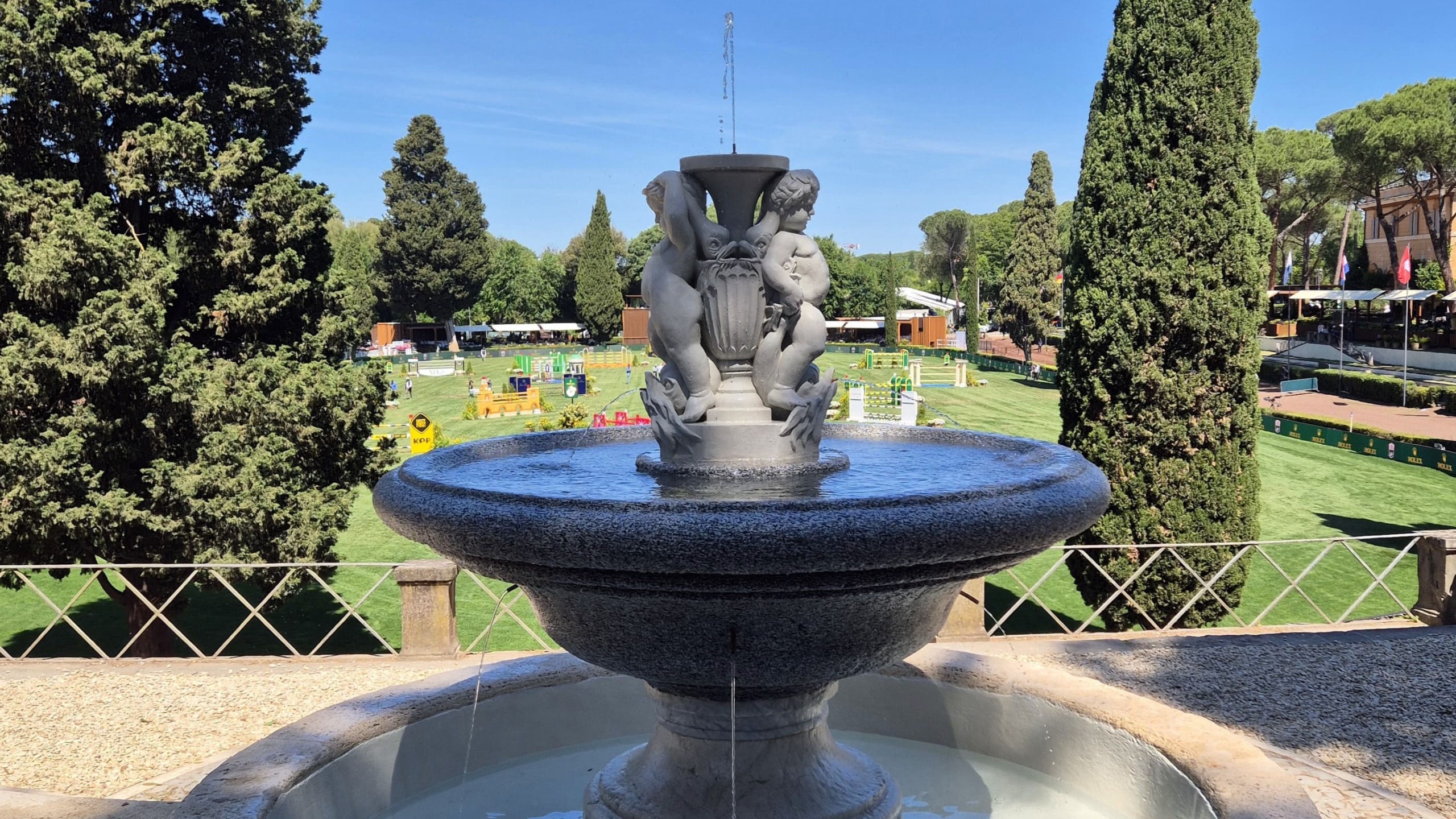 Da Piazza di Siena, ai ‘Pratoni’ e le oasi WWF: la svolta Green della FISE è diventata un modello di sostenibilità.