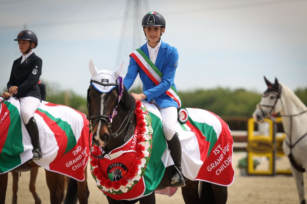 Lorenzo Spaggiari 🇮🇹 e Ilot Blue van Wegen