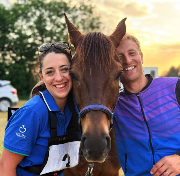 Luca Bucarelli. alla prima 160 KM se la gioca, ci crede e la vince!