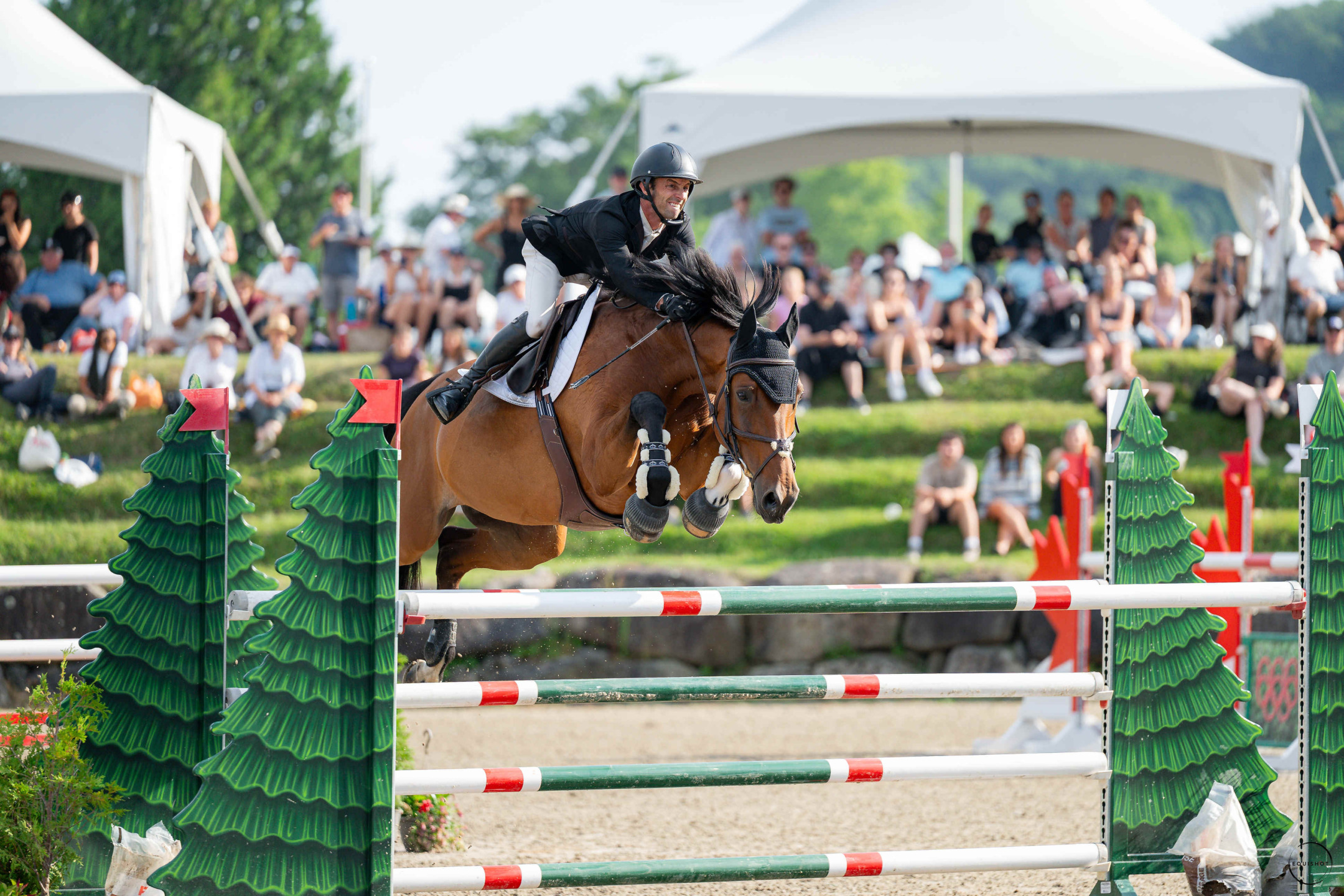 François Lamontagne & Thunderbird VH Scheefkasteel © Equishot photo