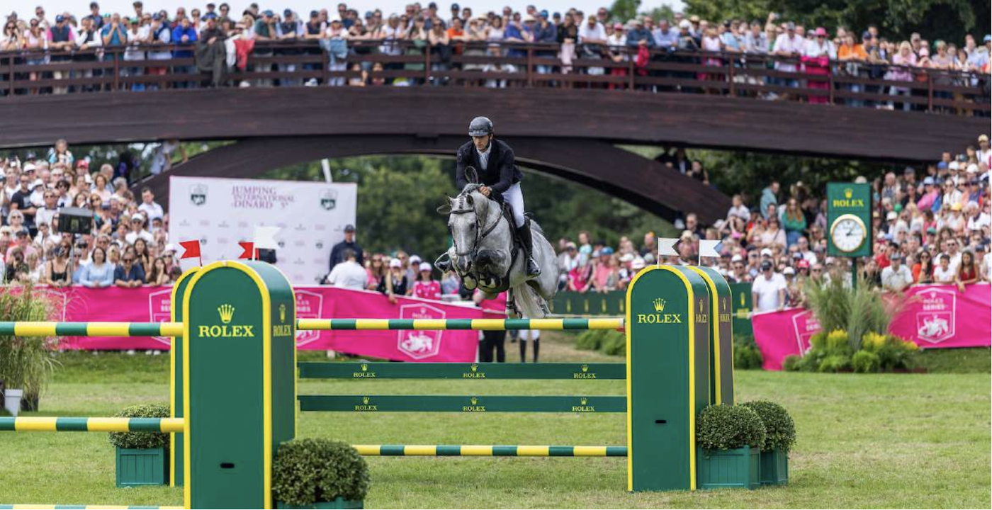 Il Jumping International de Dinard, teatro delle più grandi sfide dell’equitazione mondiale.